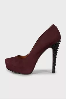 Suede shoes with studded heels