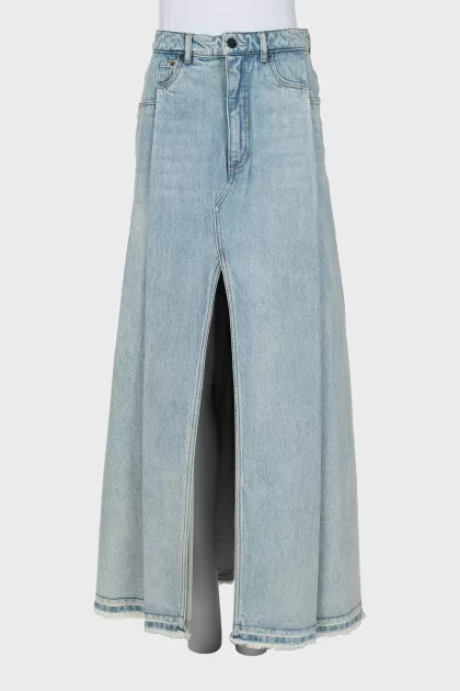 Denim skirt with relief seams