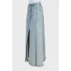 Denim skirt with relief seams