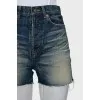 Shorts with raw edge and tag