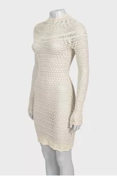 Lace dress with buttons