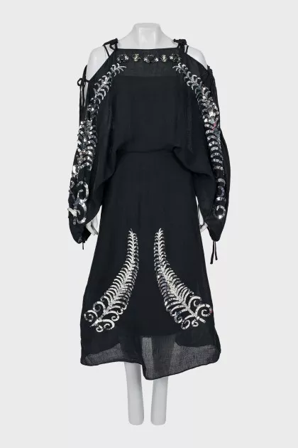 Silk sundress with open shoulders