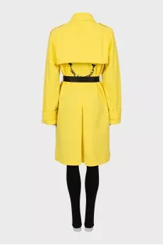 Fitted yellow trench coat with logo