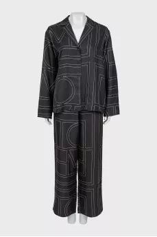 Silk suit decorated with embroidery