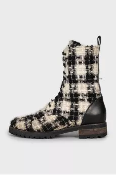 Textile boots with leather heel