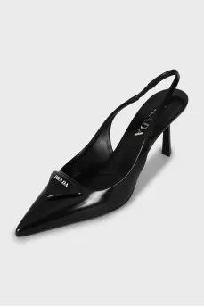 Leather slingbacks with signature decor