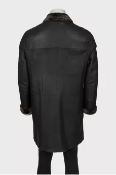 Men's sheepskin coat with fur trim