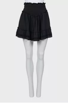 Fitted skirt with lace inserts