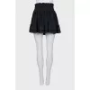 Fitted skirt with lace inserts