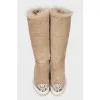 Insulated boots with decorative toes