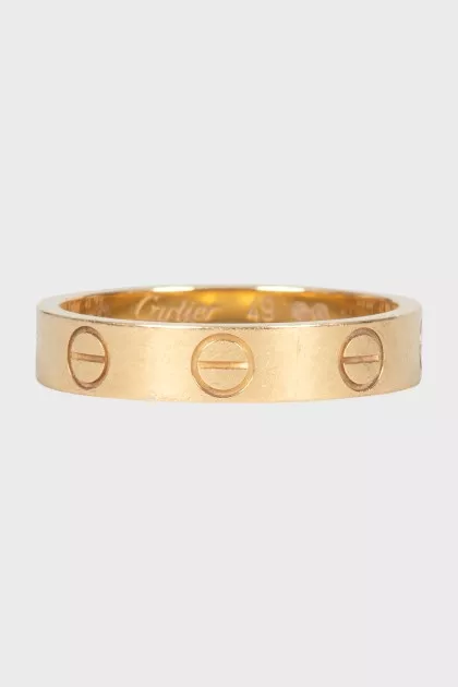 Gold ring Love