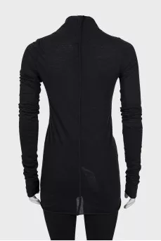 Black turtleneck with long sleeves