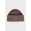 Woolen hat with tag