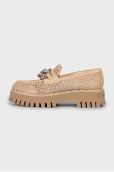 Leather loafers with chunky chain