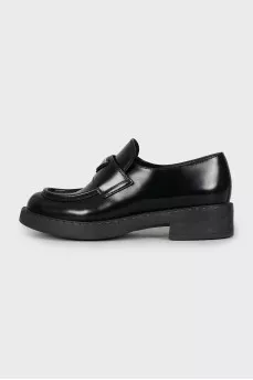 Leather loafers with brand logo
