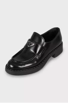 Leather loafers with brand logo