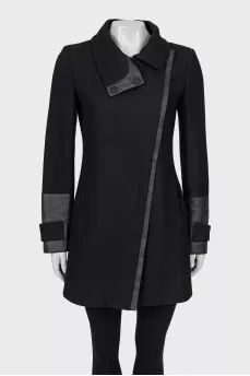 Black coat with eco-leather inserts