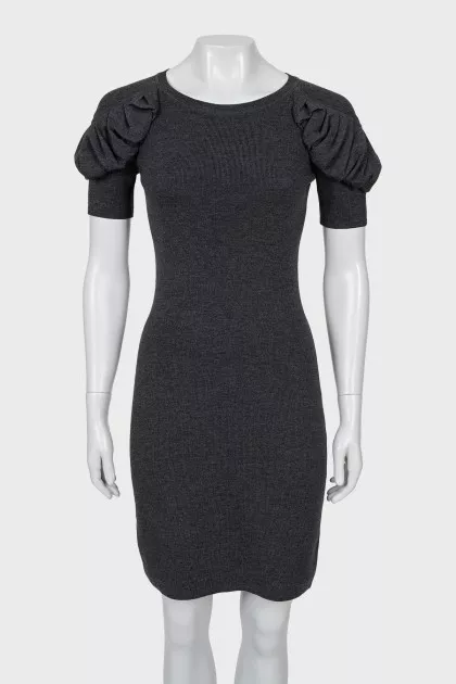 Bodycon dress with voluminous sleeves