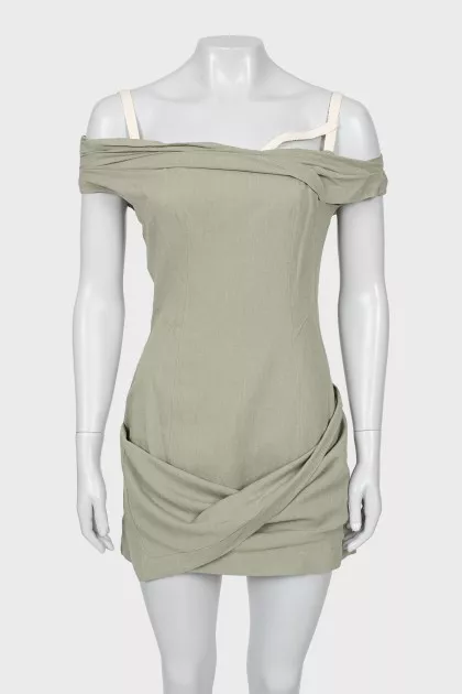 Bodycon mini dress with tag