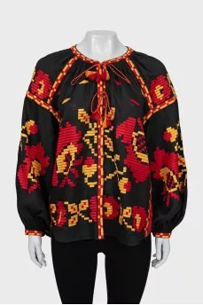 Blouse with embroidery loose fit