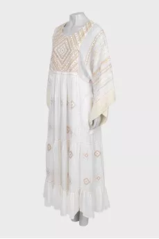 Linen dress with embroidered pattern
