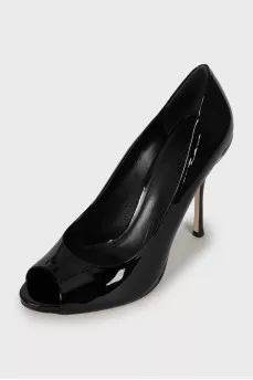 Black patent leather shoes