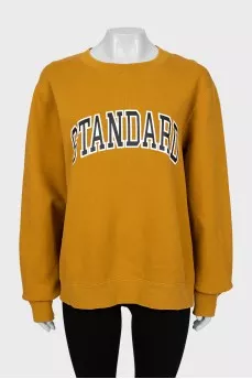 Straight cut sweatshirt with inscription