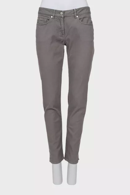 Skinny jeans in grey with tag