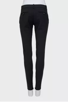 Pants with tapered fit tag