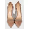 Suede shoes with silicone insert