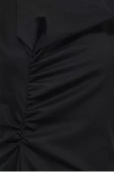 Сукня з драпіруванням