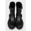 Rubber boots with straps