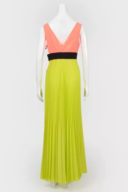 Plissy dress in neon flowers