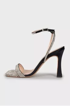 Sandals by Kachorovska x The Coat