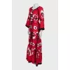 Dress with fringe decorated with embroidery