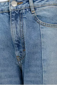 Direct jeans from different denim