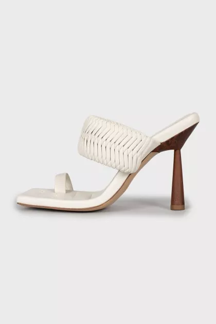 Leather mules with woven upper