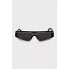 Sunglasses with brand logo