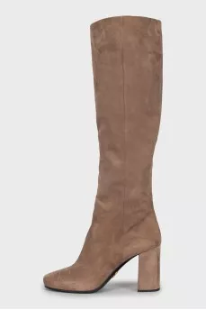 Brown suede boots with heels