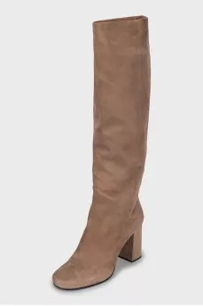 Brown suede boots with heels
