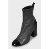 Ankle boots decorated with chain