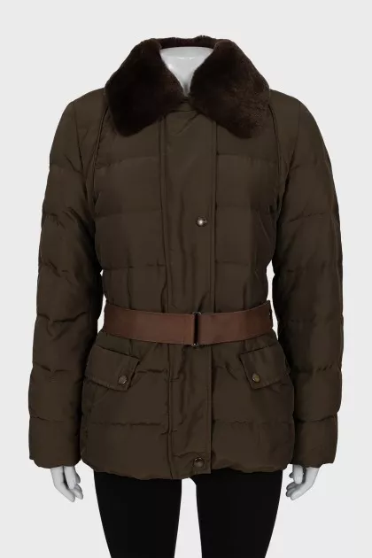 Jacket with removable fur collar