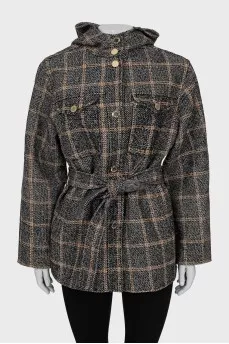Jacket with hood and belt