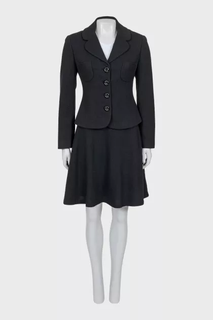 Fitted jacket and skirt suit