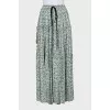 Floral print skirt decorated with laces
