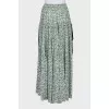 Floral print skirt decorated with laces