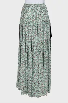 Floral print skirt decorated with laces