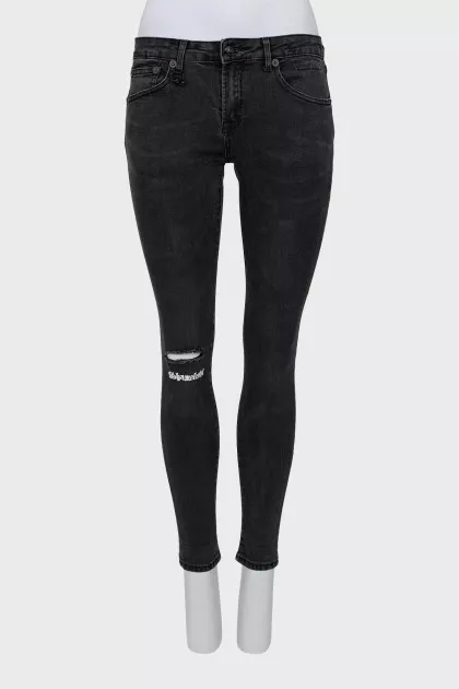 Джинси skinny fit декоровані вишивкою