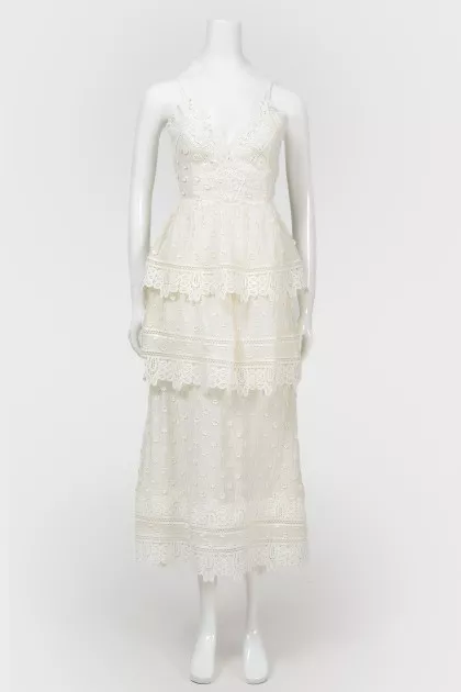 White lace dress with an open back
