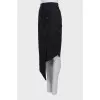 Skirt with asymmetrical hem